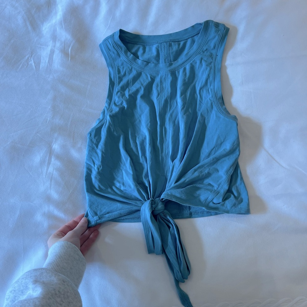 Lululemon tie tank